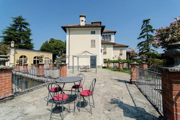 Castello Di Grillano Guest House 오바다 외부 사진